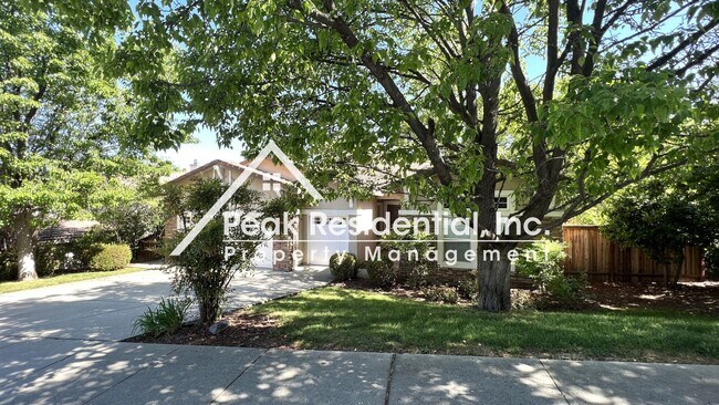 Building Photo - Wonderful Rocklin 4bd/2ba Home - Gated Com...