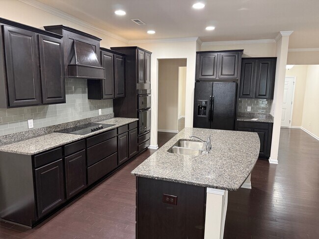 Foto del edificio - 9537 Clarke's Meadow Dr NW