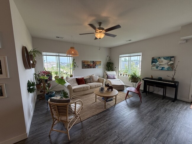 Building Photo - 5509 Prairie Pl Dr