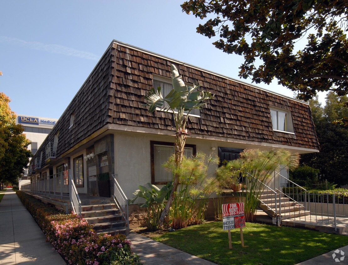 Foto principal - 1402 Arizona Ave.