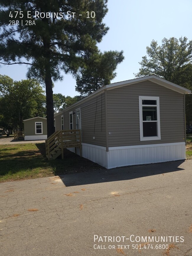 Building Photo - 475 E Robins St