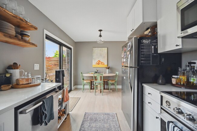 Foto del edificio - 1137 19th St NE