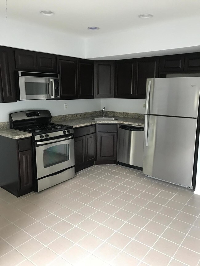 25 Sawmill Rd Unit 232, Brick Township, NJ 08724 Condo for Rent in