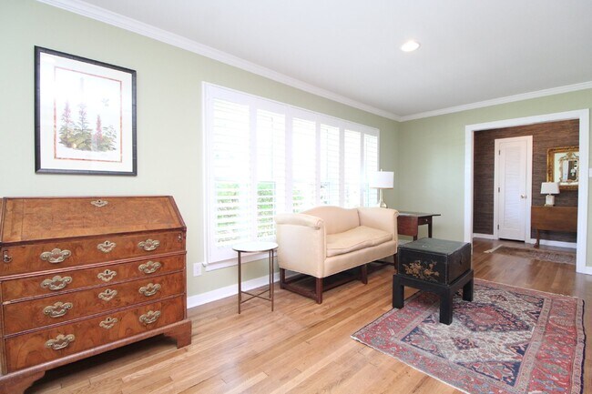 Building Photo - Furnished 3 bedroom 2 bath home in Cordova...