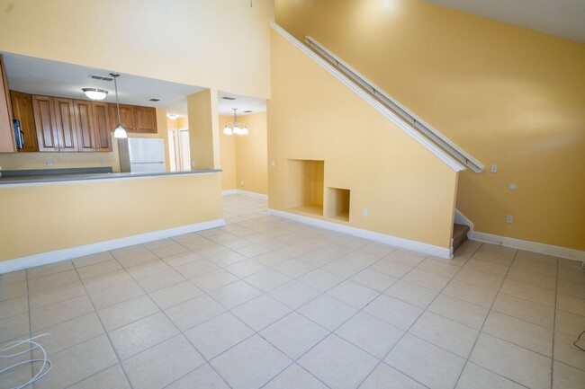 Foto del edificio - 3 Bedroom 3 Bathroom Townhome off of Missi...