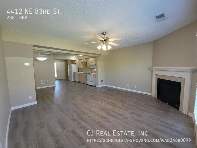 Foto del edificio - 4412 NE 83rd St