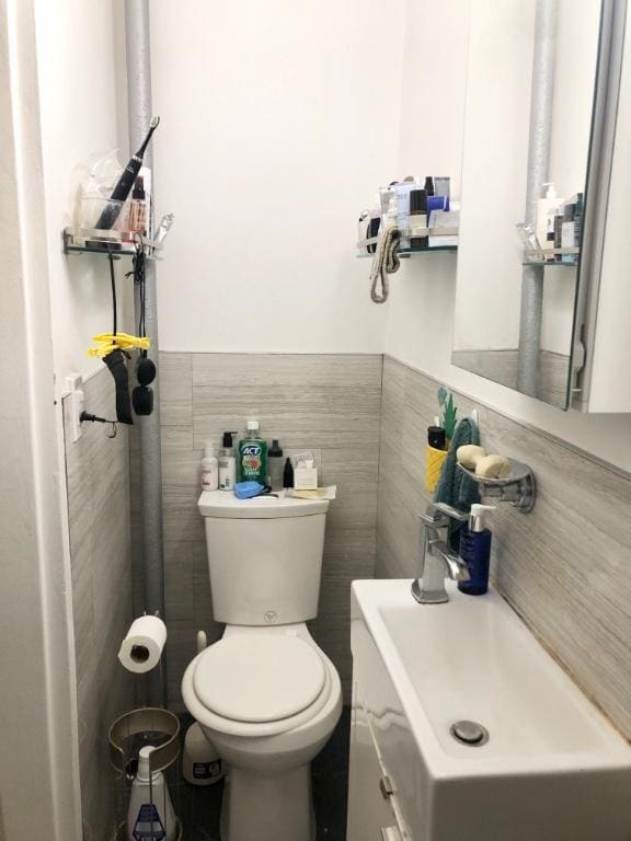 Building Photo - 0 bedroom in NEW YORK NY 10001