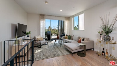 Building Photo - 751 N Fairfax Ave