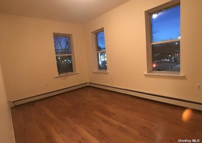 Foto del edificio - 45-01 Ditmars Blvd