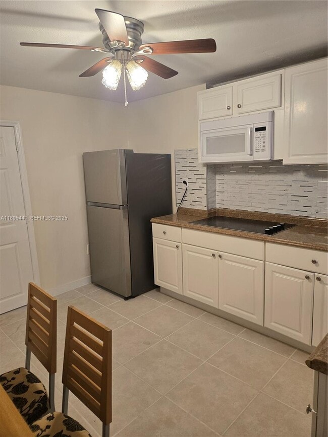 Foto del edificio - 5712 Hollywood Blvd