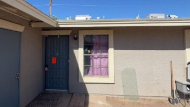 Foto del edificio - 1704 E 6th Ave