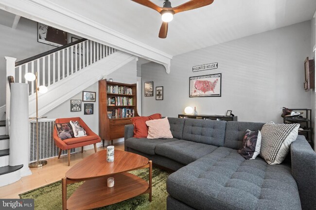 Foto del edificio - 153 E Ross St