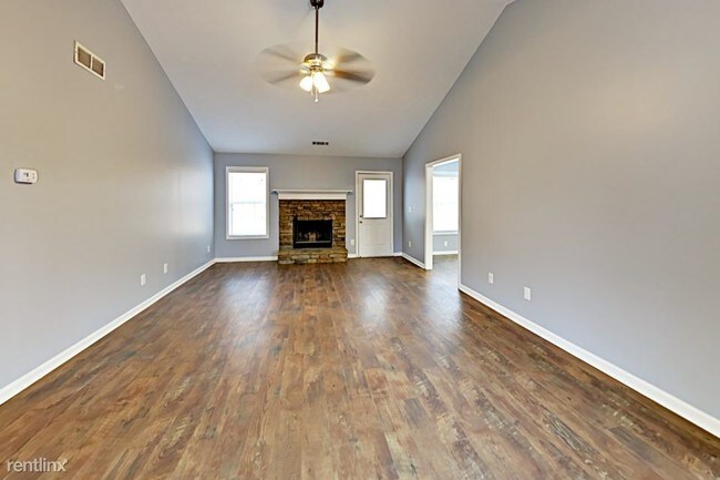 Building Photo - 5102 Meridian Lake Dr
