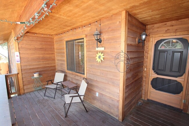 Building Photo - Peaceful Kachina Village Home | Backs National Forest + A/C