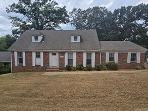 Building Photo - 3017 Delmar Ave