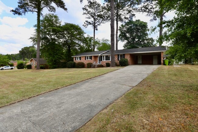 Foto del edificio - 1912 Dominion Dr