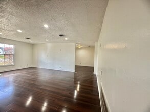 Building Photo - 3527 Rosedale St
