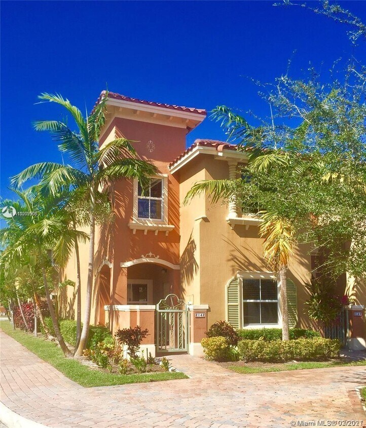 2142 Siena Way 523 Hollywood Fl 33021 - 2142  Siena Way 523 Hollywood Fl 33021