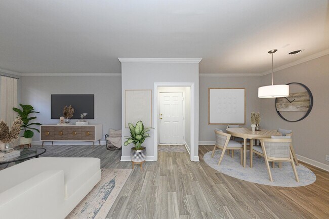 Building Photo - Chowning Square