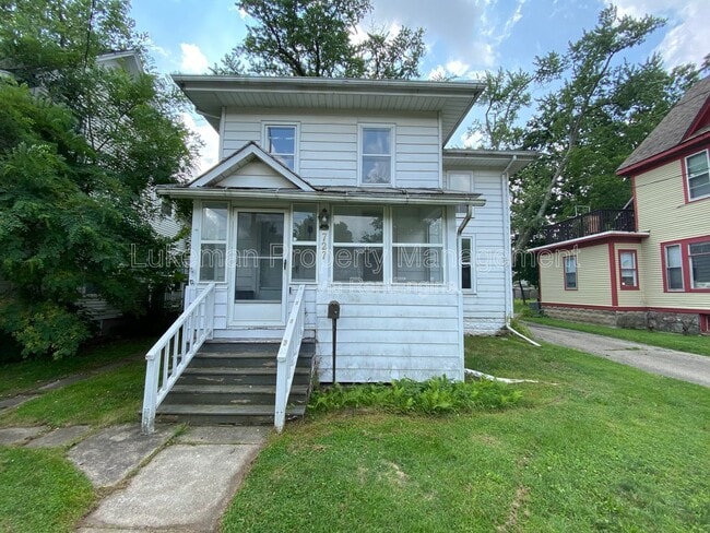 Building Photo - 727 Wheaton Ave