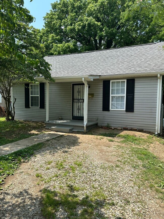 Foto del edificio - 4033 Ivy Ave