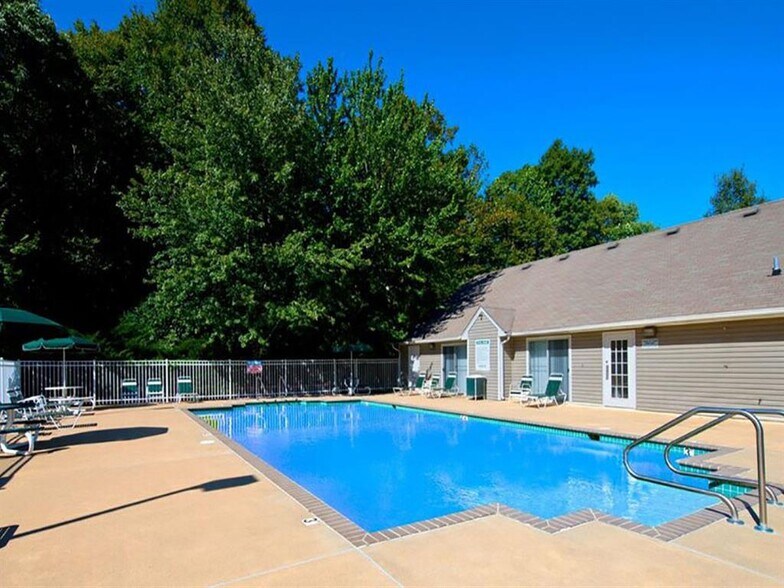 Stonegate Apartments