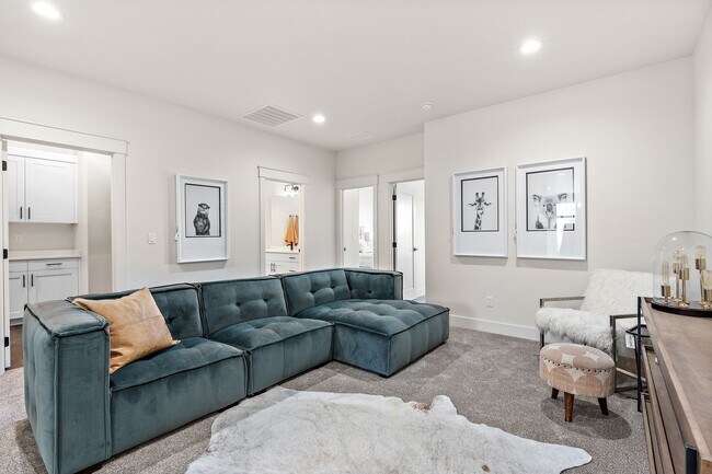 Foto del edificio - 2460 W Iron Coop St