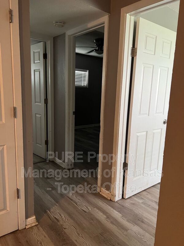 Foto del edificio - 511 SW Tyler St