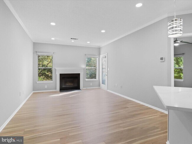 Foto del edificio - 14317 Climbing Rose Way