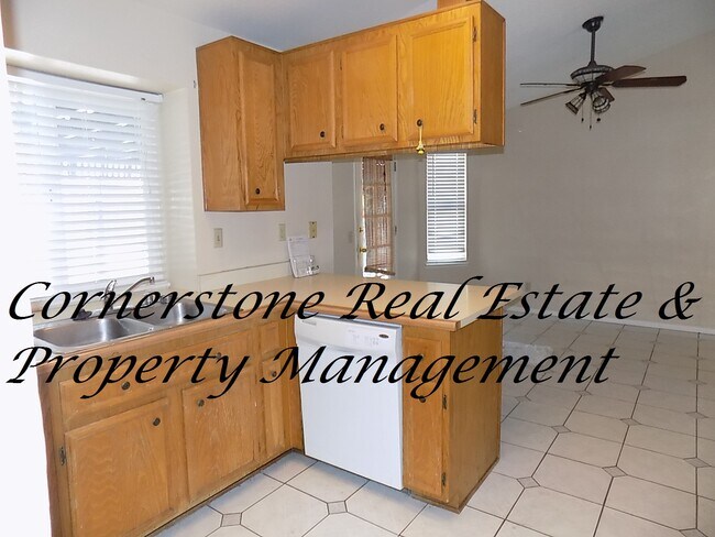 Building Photo - 13716 Searson Dr