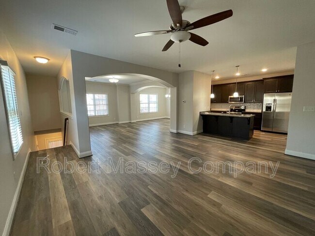 Foto del edificio - 321 Beckley Ridge Ln