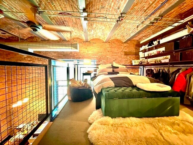 Foto del edificio - 251 Heath St
