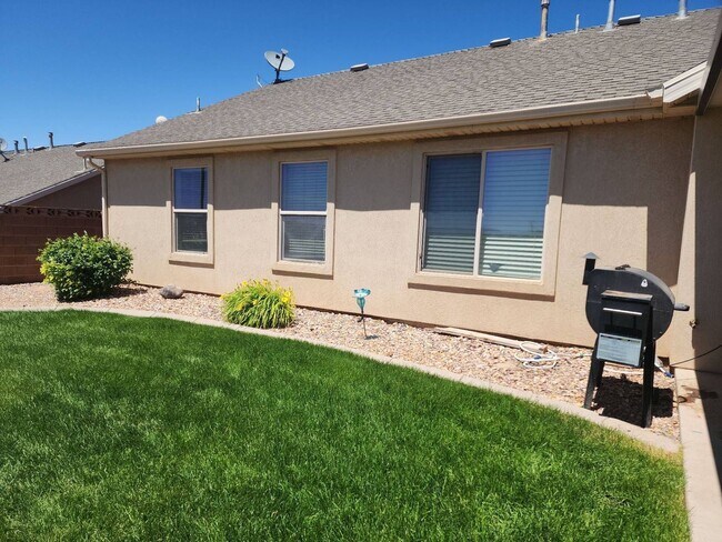 Foto del edificio - Southern View Subdivision Townhome