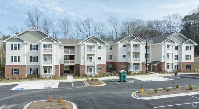 Building Photo - The Landing at Beaver Creek