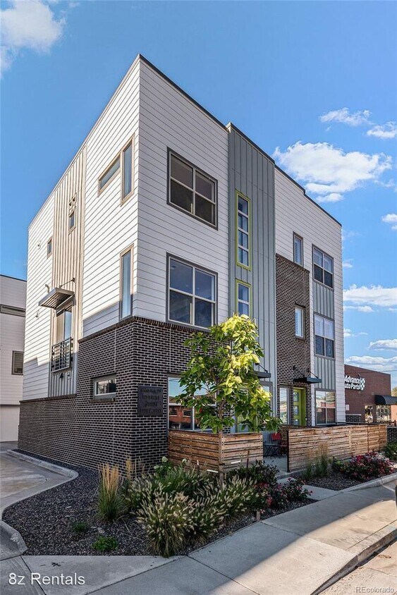 Primary Photo - 3 br, 4 bath House - 4100 E Iliff Ave #12