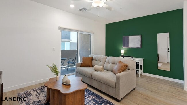 Building Photo - 2555 N Rancho Dr