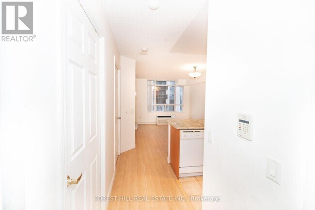 Photo du bâtiment - 155 Beecroft Rd