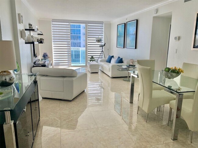 Foto del edificio - 3001 S Ocean Dr