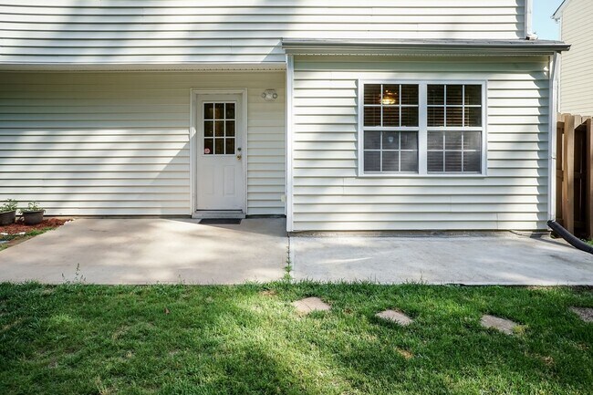 Foto del edificio - Amazing 4 bedroom home in Durham