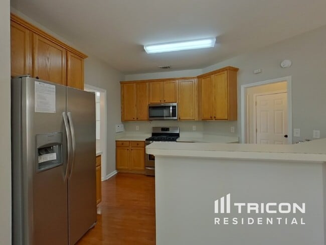 Foto del edificio - 2673 Back Creek Chase