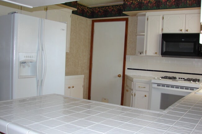 Foto del edificio - 1815 Nightingale Cir