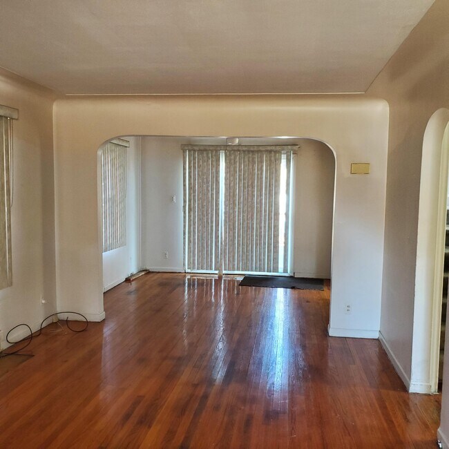 Foto del edificio - 6506 Memorial Ave