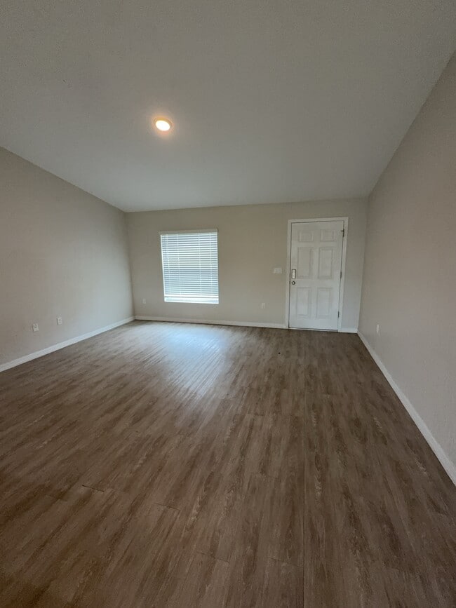 Building Photo - 15142 SW 37th Ter
