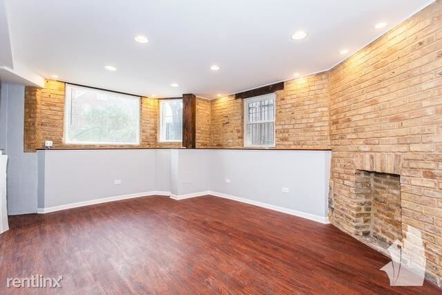 Building Photo - 2620 N Wilton Ave