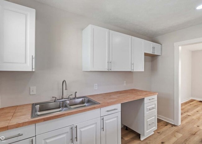 Building Photo - 3505 Ralston Ave