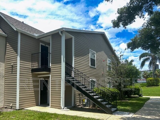 Photo - 4760 Walden Cir Apartment