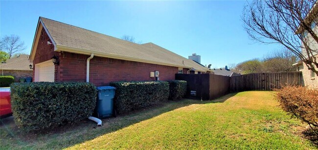 Foto del edificio - 5213 Valleydale Dr