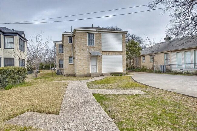 Foto del edificio - 2619 Abrams Rd