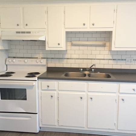 Foto principal - 1901 Morehead Ave