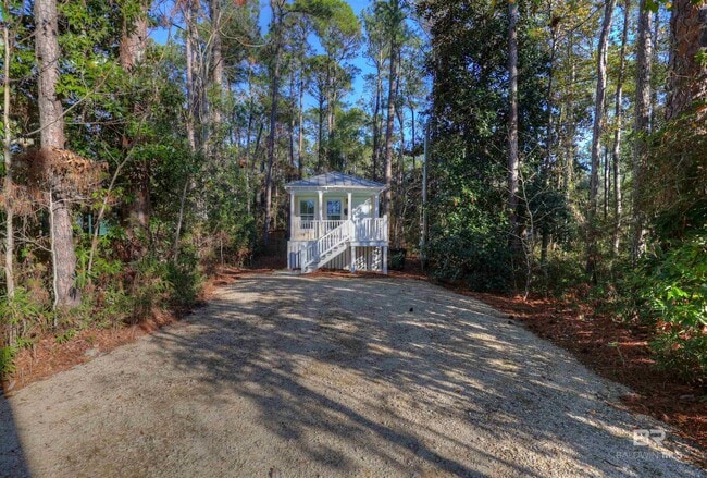 Building Photo - 15796 Scenic Hwy 98